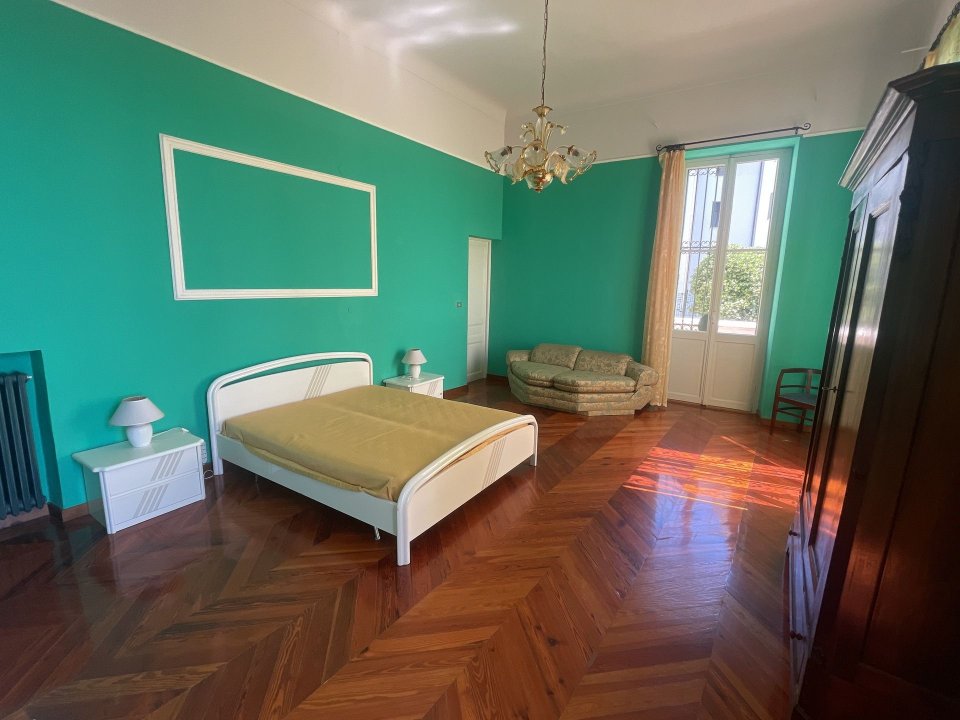 A vendre villa in zone tranquille Bordighera Liguria foto 12