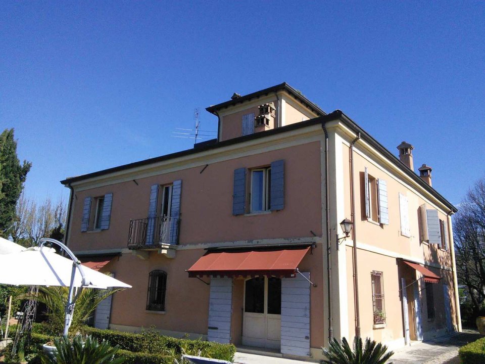 Se vende villa in zona tranquila Rimini Emilia-Romagna foto 10
