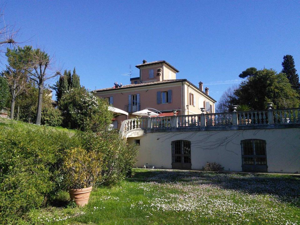 A vendre villa in zone tranquille Rimini Emilia-Romagna foto 9