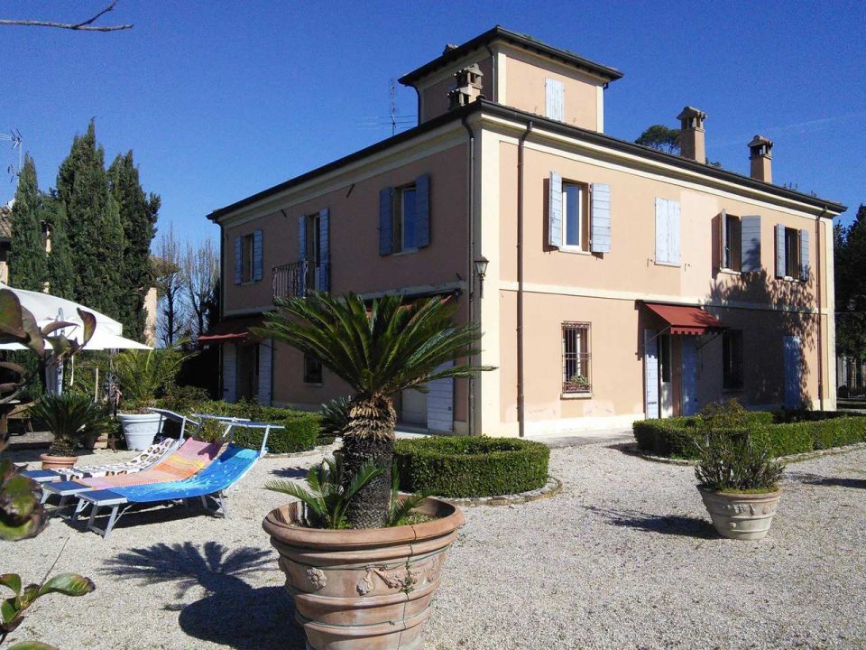 Se vende villa in zona tranquila Rimini Emilia-Romagna foto 5
