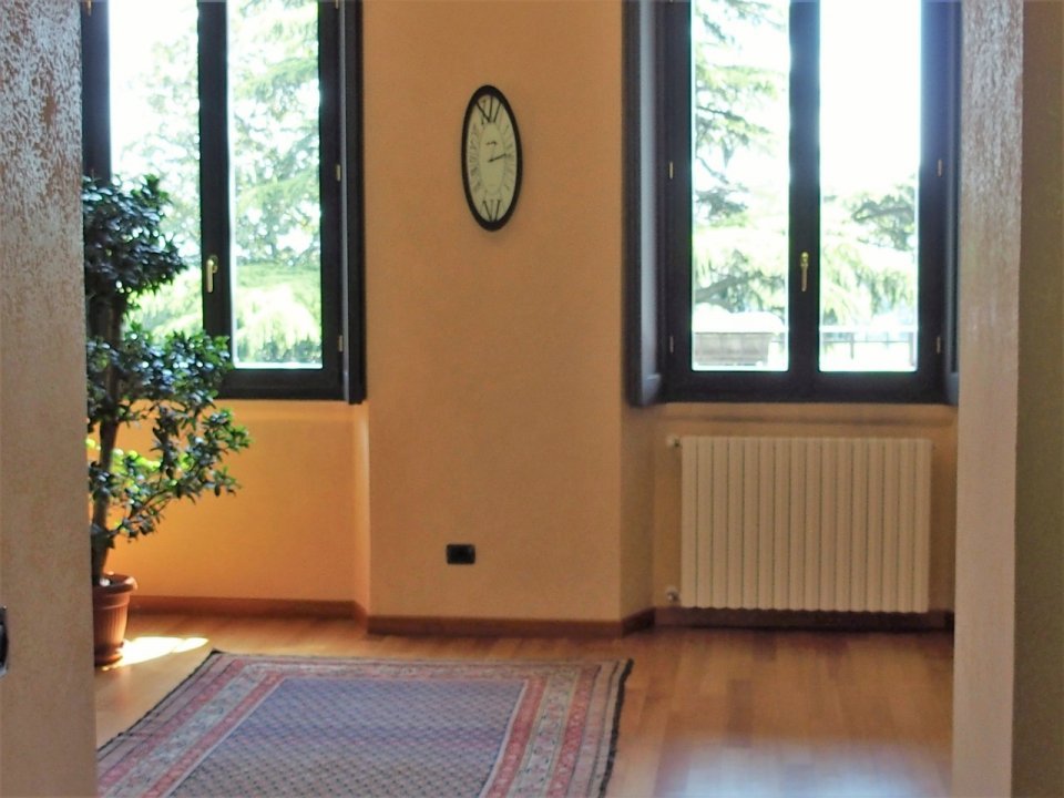 A vendre villa in zone tranquille Como Lombardia foto 11