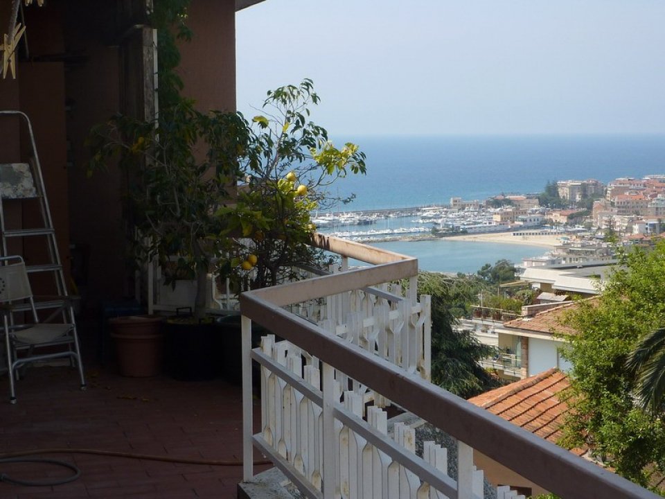 For sale penthouse by the sea Sanremo Liguria foto 10