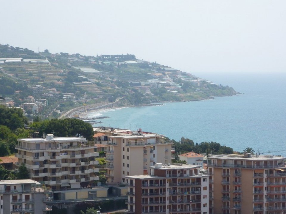 For sale penthouse by the sea Sanremo Liguria foto 5