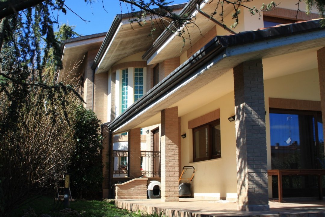 A vendre villa in ville Teramo Abruzzo foto 2