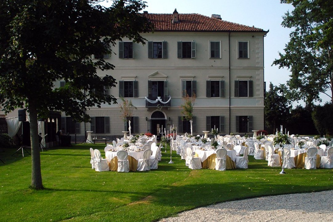 Se vende villa in zona tranquila Sanfrè Piemonte foto 3