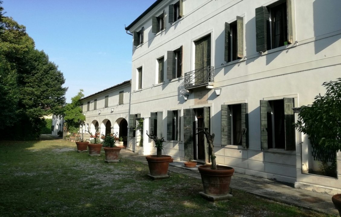Se vende villa in zona tranquila Massanzago Veneto foto 1