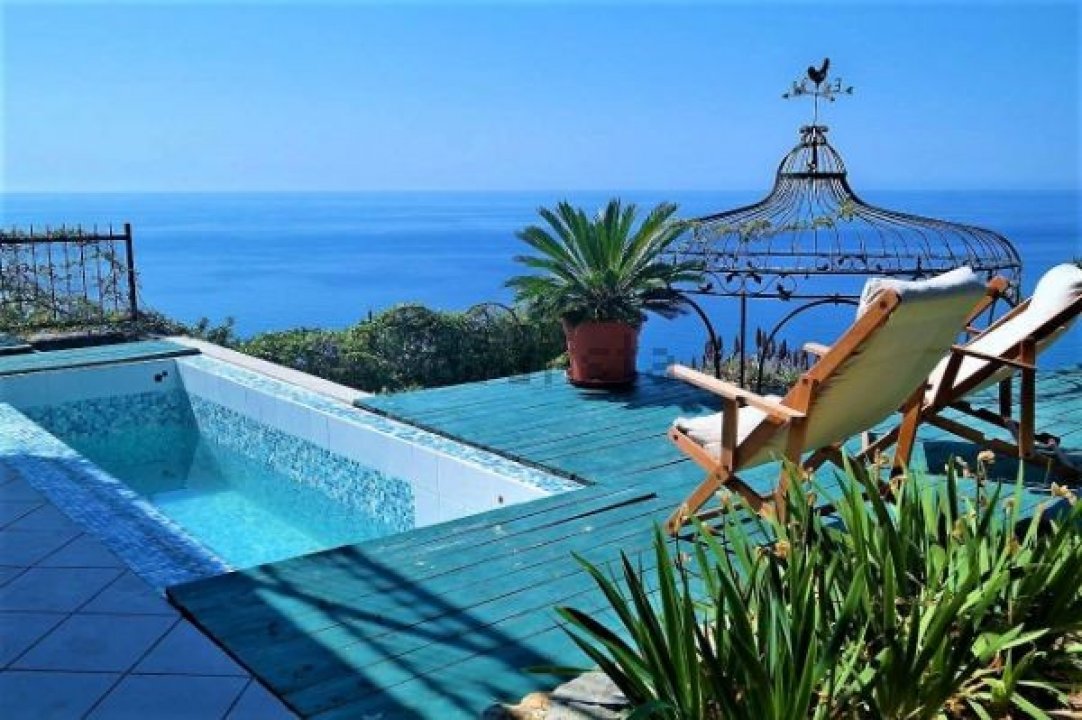 Se vende villa by the mar Sanremo Liguria foto 29