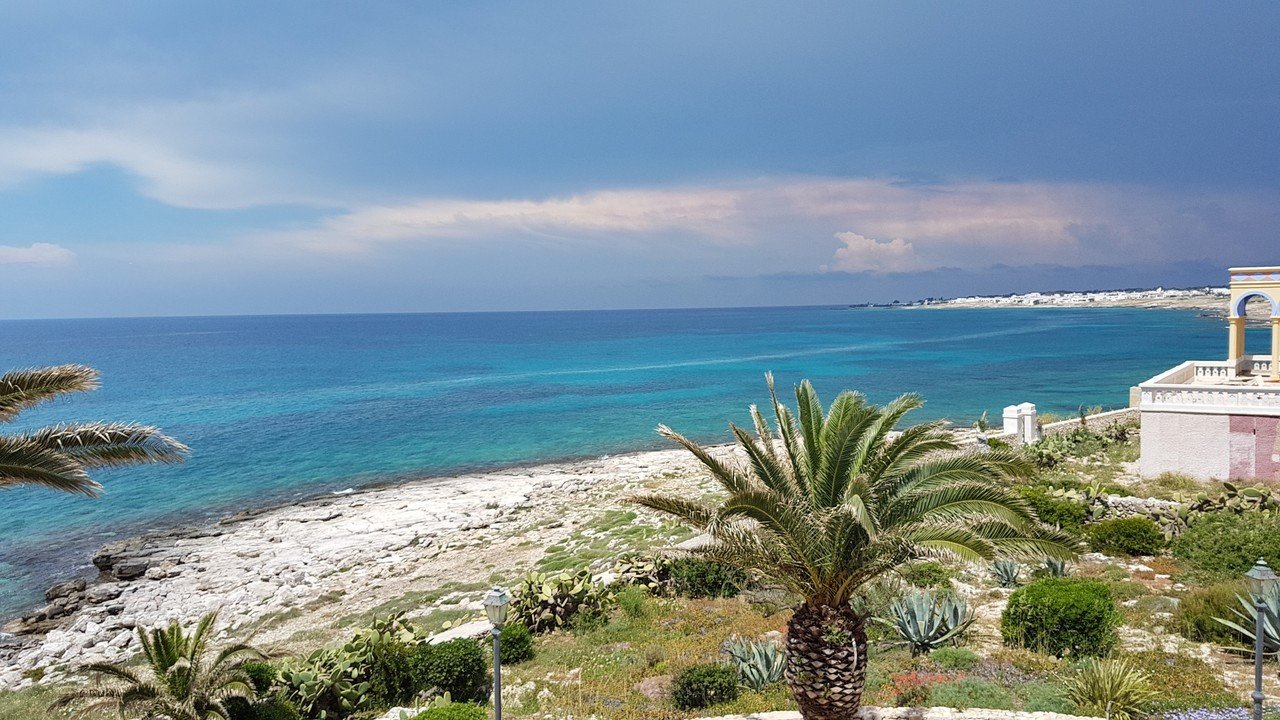 Se vende villa by the mar Racale Puglia foto 17
