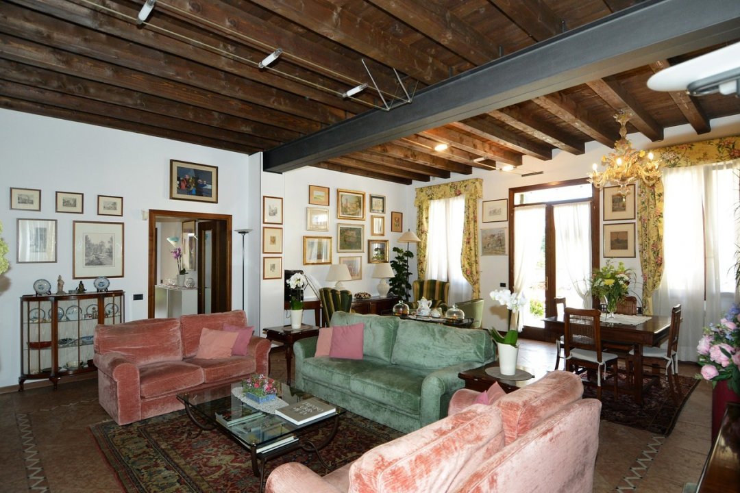 A vendre villa in zone tranquille Villorba Veneto foto 9