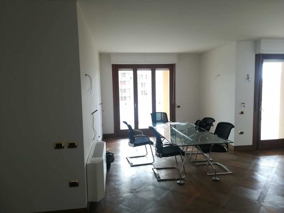 For sale apartment in city Cagliari Sardegna foto 10