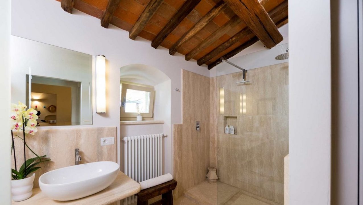 For sale cottage in quiet zone Cortona Toscana foto 5