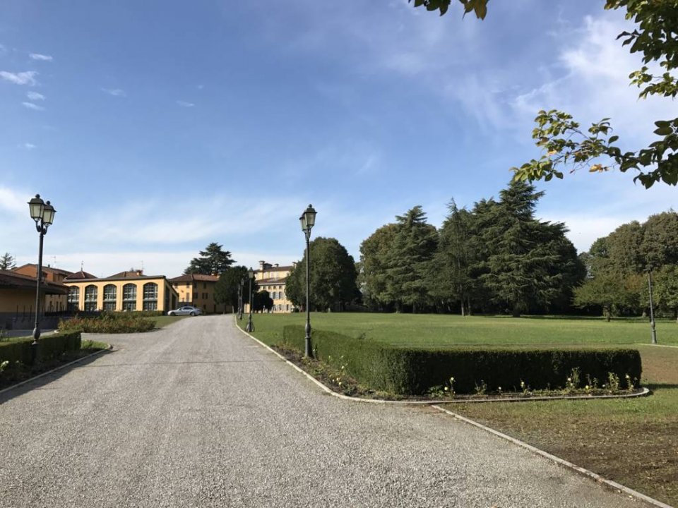 For sale villa in quiet zone Trezzo sull´Adda Lombardia foto 11