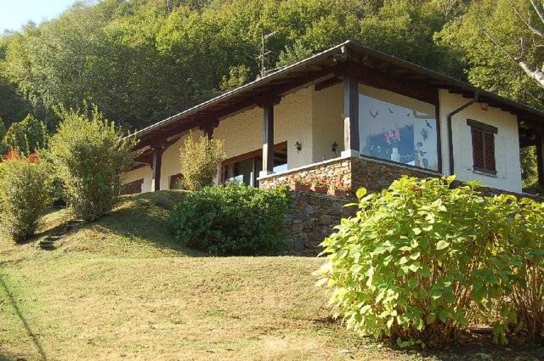 Se vende villa by the lago Menaggio Lombardia foto 1