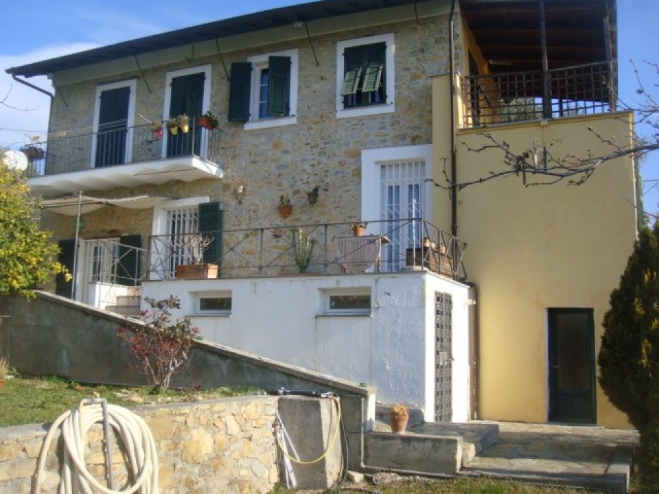 A vendre villa in zone tranquille Bordighera Liguria foto 2