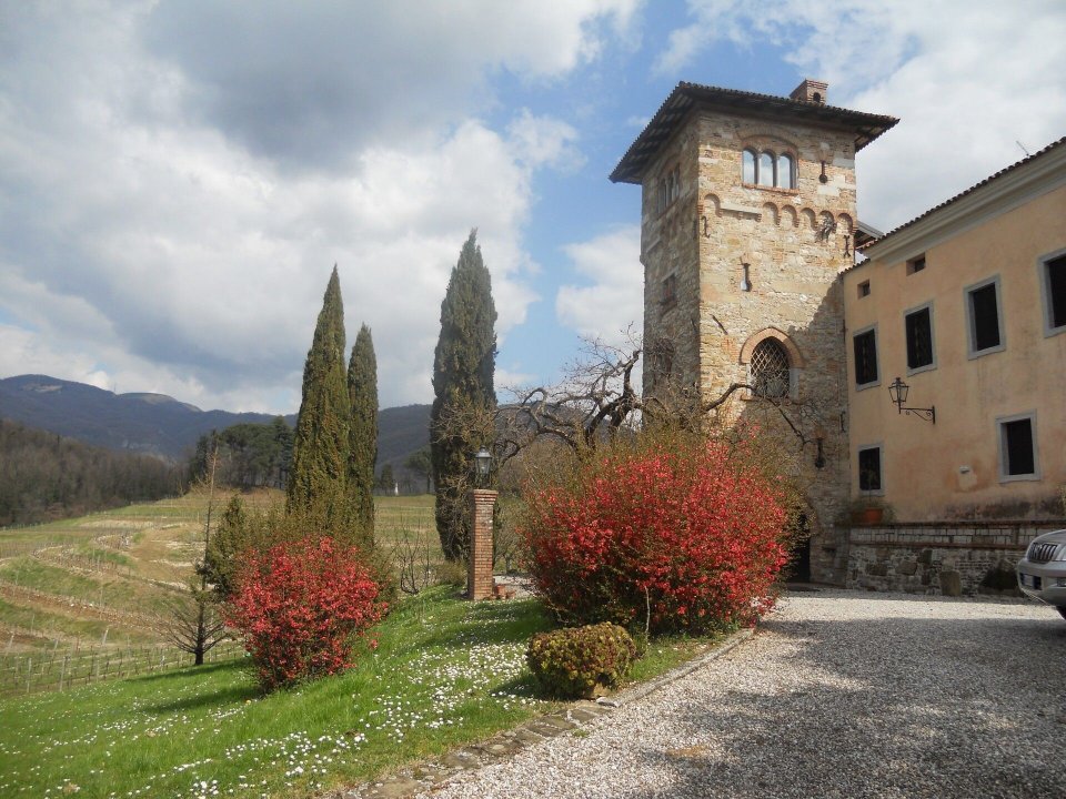 For sale castle in quiet zone Torreano Friuli-Venezia Giulia foto 1