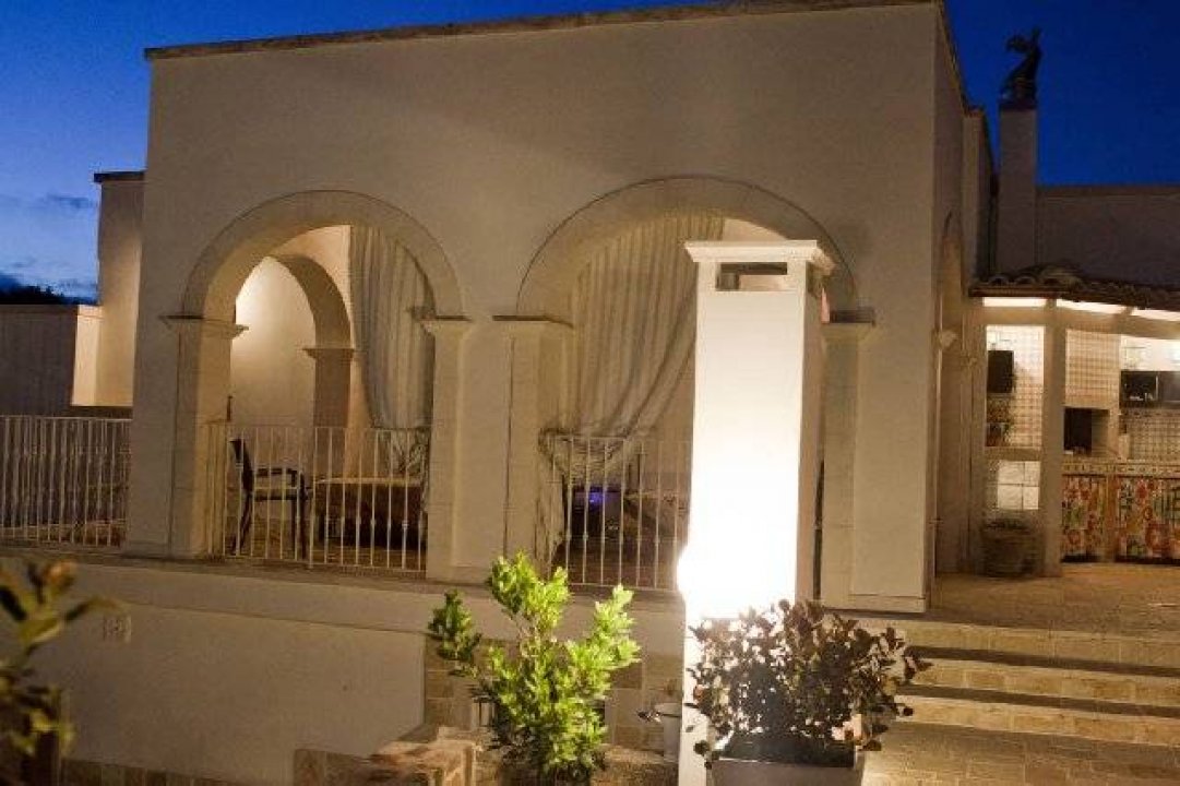 A vendre villa in zone tranquille Martina Franca Puglia foto 5