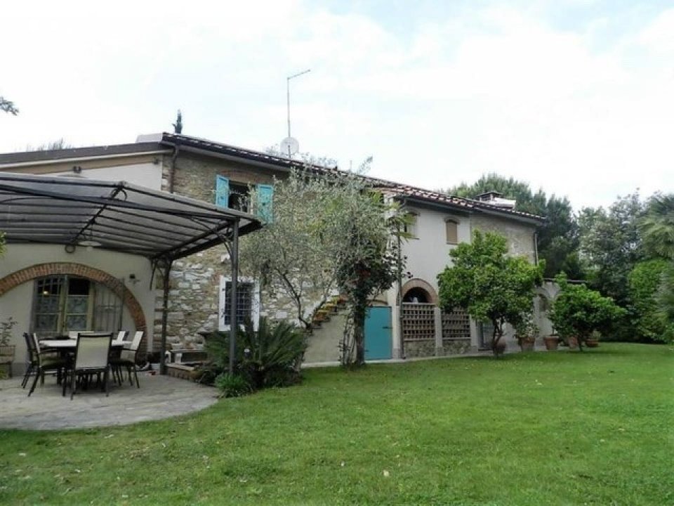 For sale cottage by the sea Pietrasanta Toscana foto 11