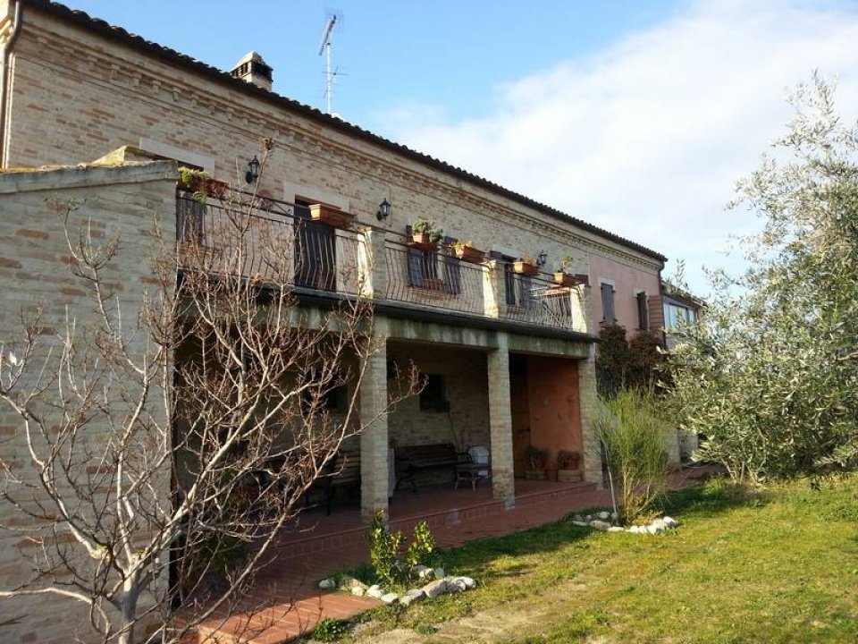 For sale cottage in quiet zone Lapedona Marche foto 8