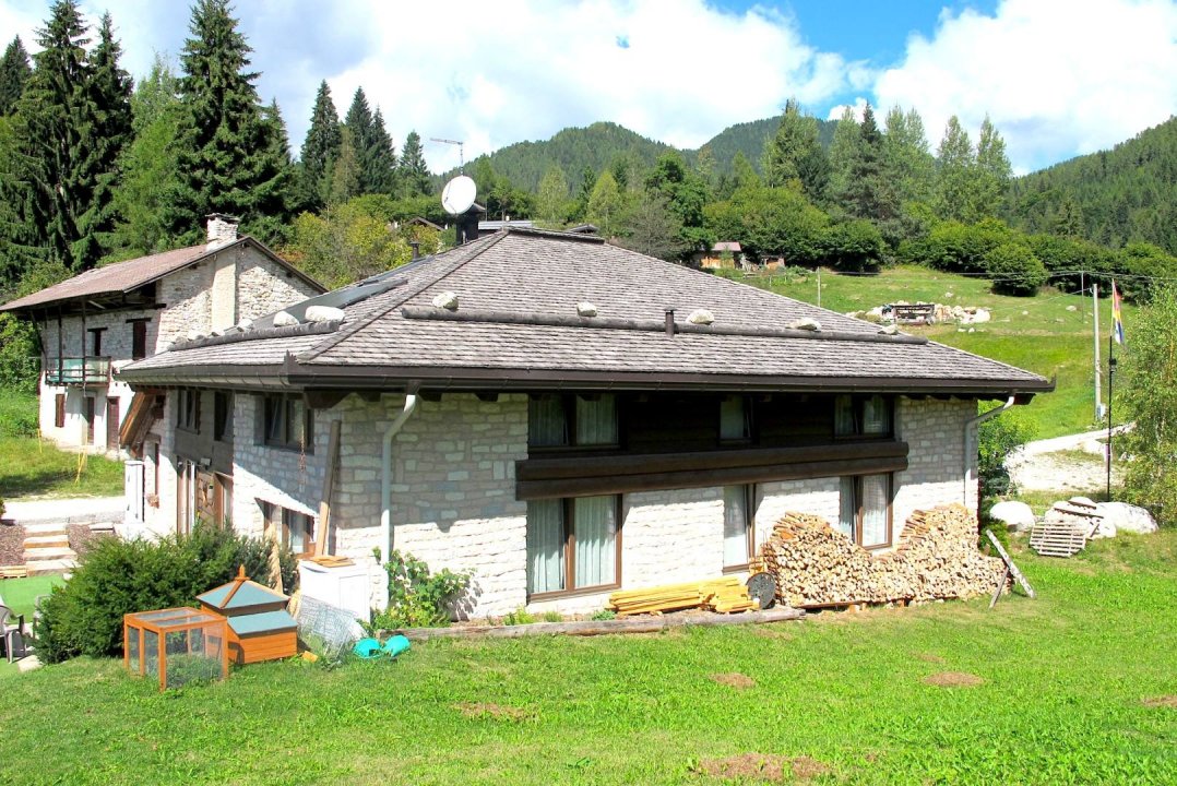 Se vende casale in montaña Castello Tesino Trentino-Alto Adige foto 2