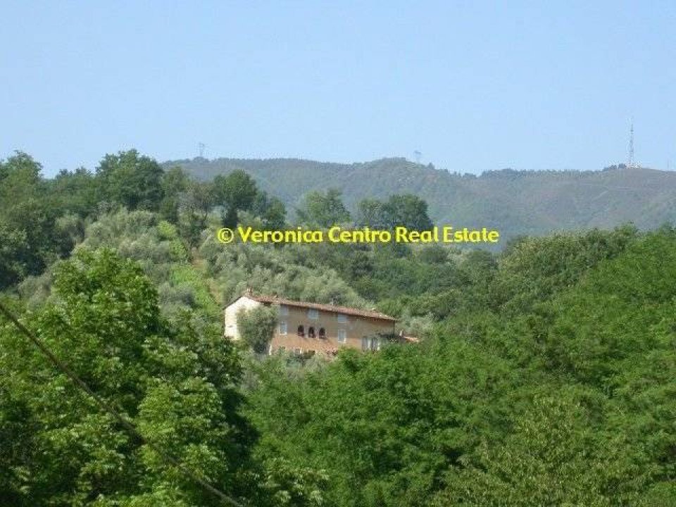 For sale cottage in city Lucca Toscana foto 1