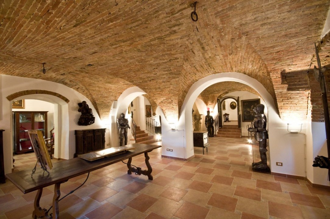 A vendre château in zone tranquille Deruta Umbria foto 32