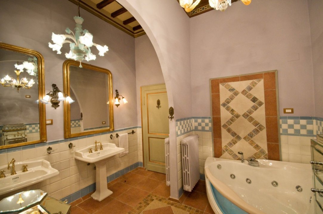 A vendre château in zone tranquille Deruta Umbria foto 27