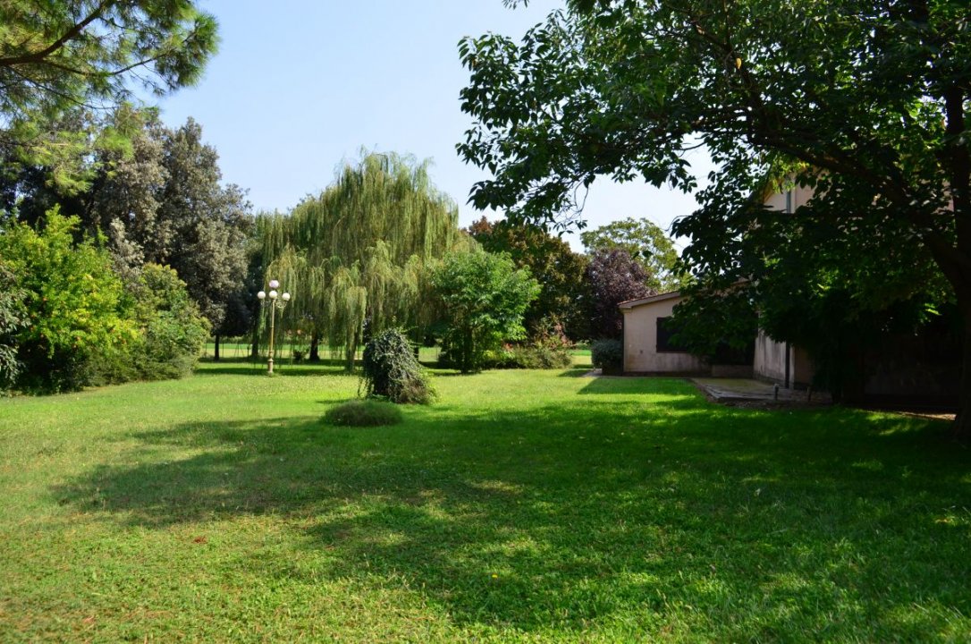 For sale cottage in quiet zone Ravenna Emilia-Romagna foto 4