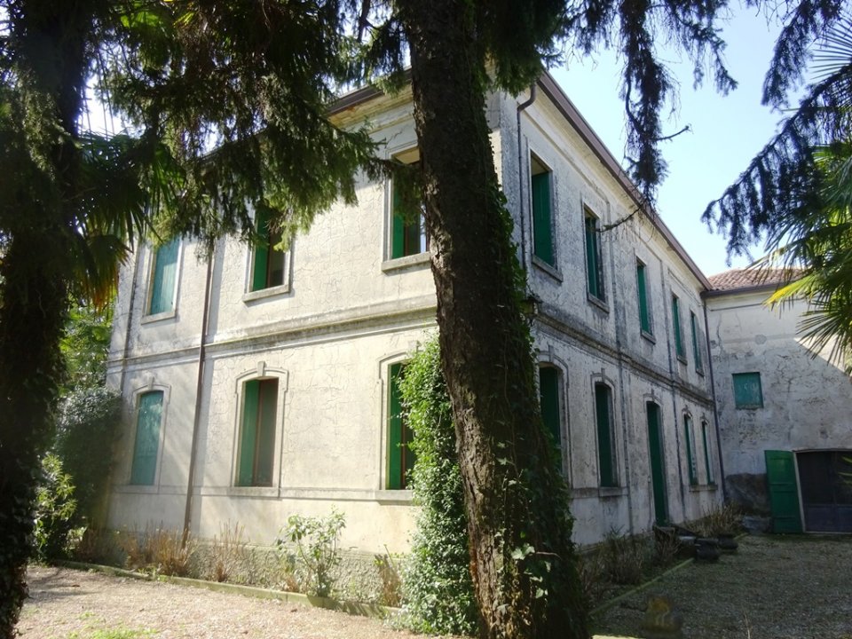 For sale villa in city Tezze sul Brenta Veneto foto 17
