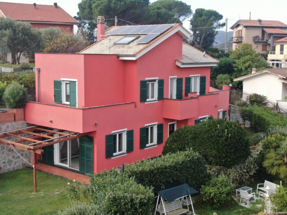 Se vende villa by the mar Celle Ligure Liguria foto 3