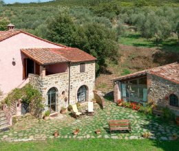 Moradia Lago Tuoro Sul Trasimeno Umbria Moradia Lago Tuoro Sul Trasimeno Umbria