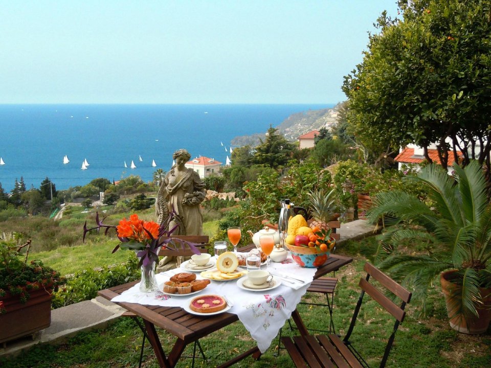 Villa Quiet zone Ospedaletti Liguria Villa Quiet zone Ospedaletti Liguria