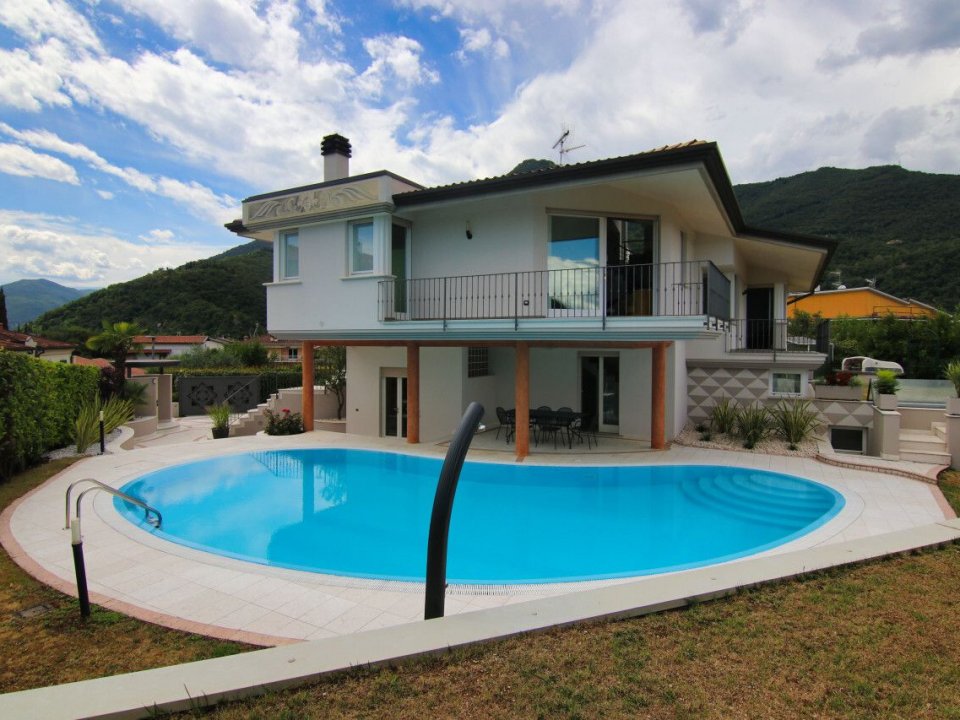 Villa Quiet zone Roè BS Villa Quiet zone Roè BS